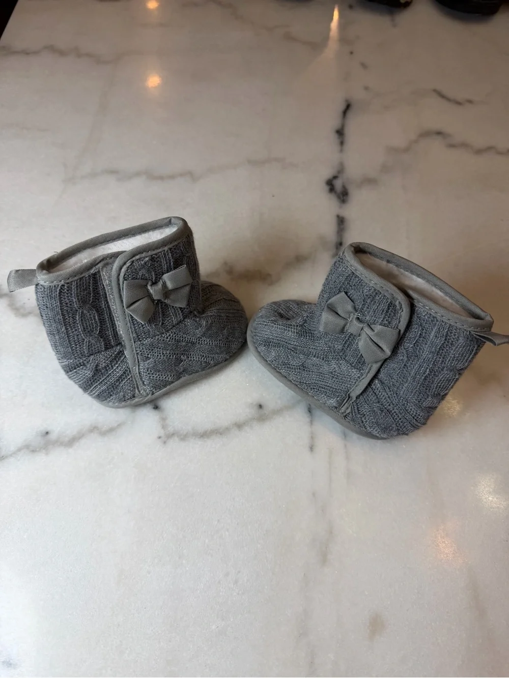 Knit Cable Gray Baby Booties with Bow